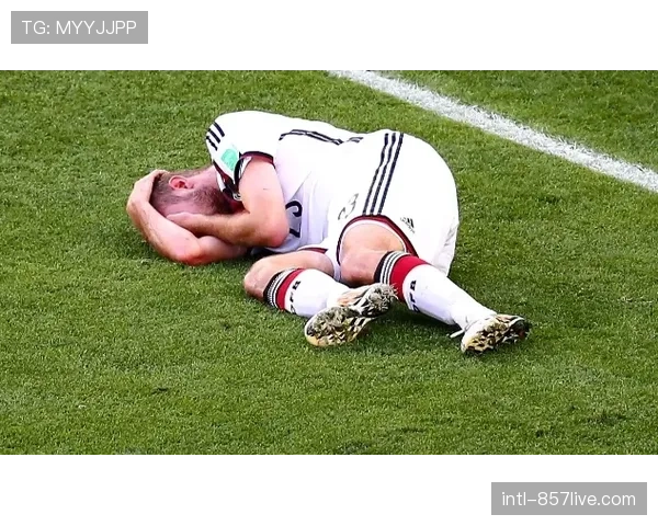 德甲下赛季将试行“脑震荡临时替补”新规则